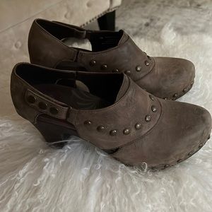 Dansko Ryder Shoes
